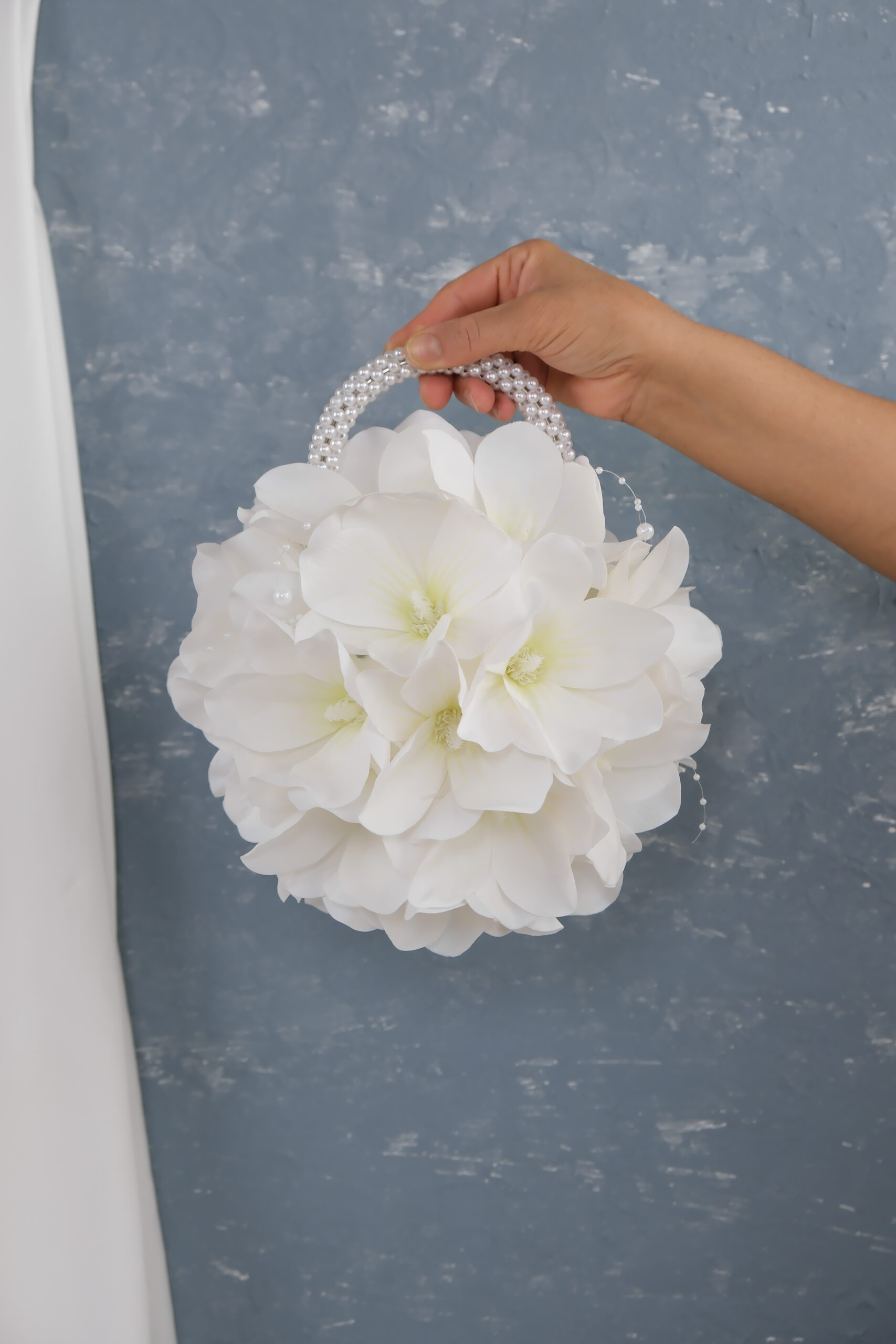 DSCF3608 kopya İncili Zambak Özel Tasarım Yuvarlak Çanta Gelin Buketi - Görsel 1