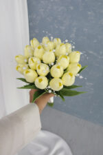 İncili Islak Soft Sarı Lale Gelin Buketi - Görsel 3