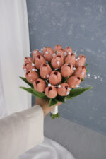 İncili Islak Somon Lale Gelin Buketi - Görsel 4