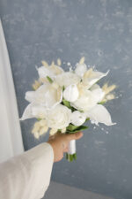Lale Gala Gül Beyaz Aranjman Gelin Buketi - Görsel 2