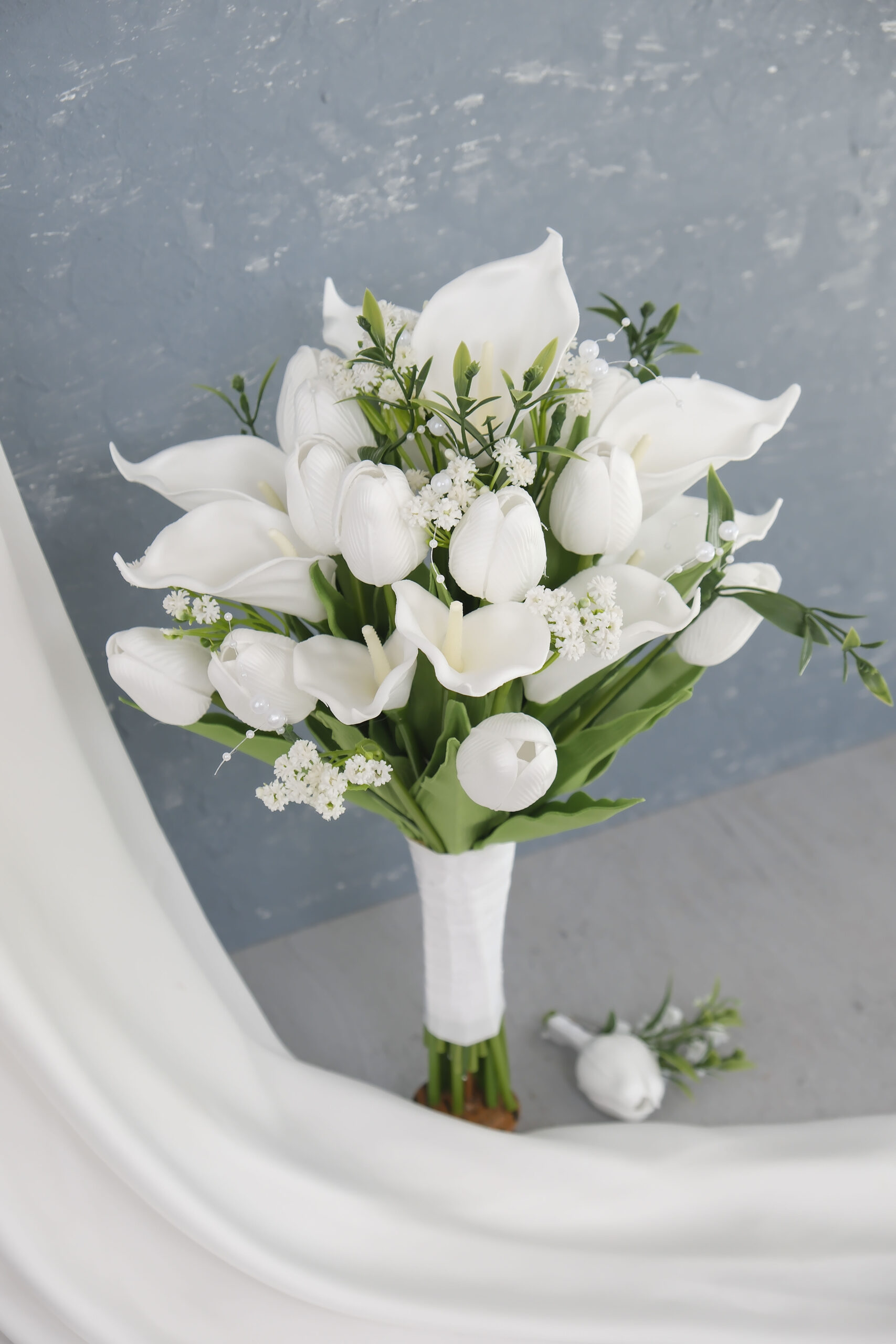 DSCF3881 Islak Lale Gala Beyaz Premium Gelin Buketi - Görsel 1