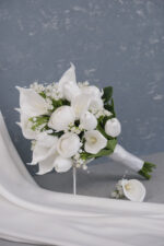 Islak Lale Gala Gül Beyaz Modern Gelin Çiçeği