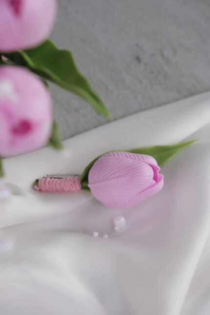 Pembe Lale Damat Yaka Çiçeği